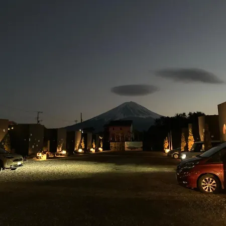 Mt Fuji Glamping Tourist Villa Kawaguchiko-2